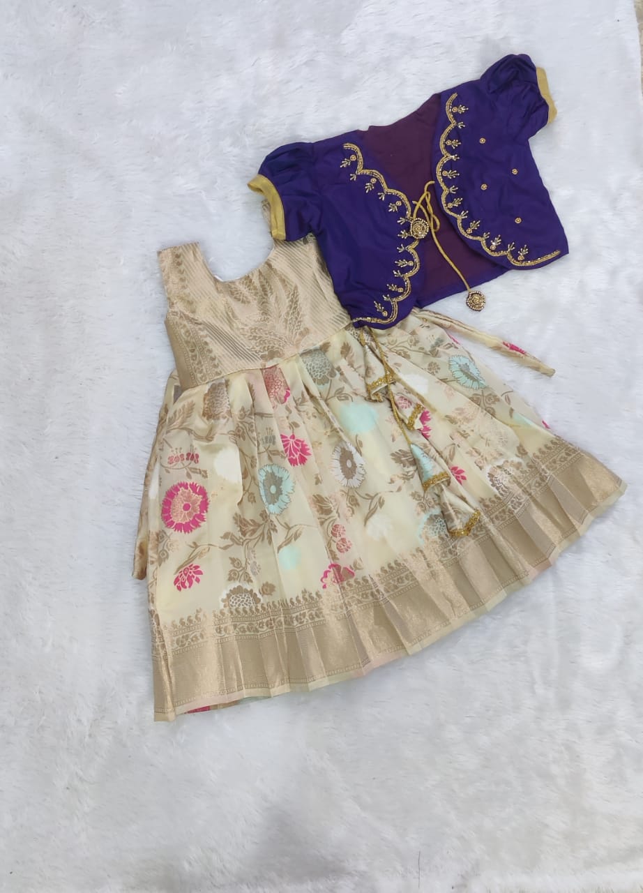 Elegant Pattu Pavadai β Traditional Silk Frock with Aari Embroidery for Girls β¨