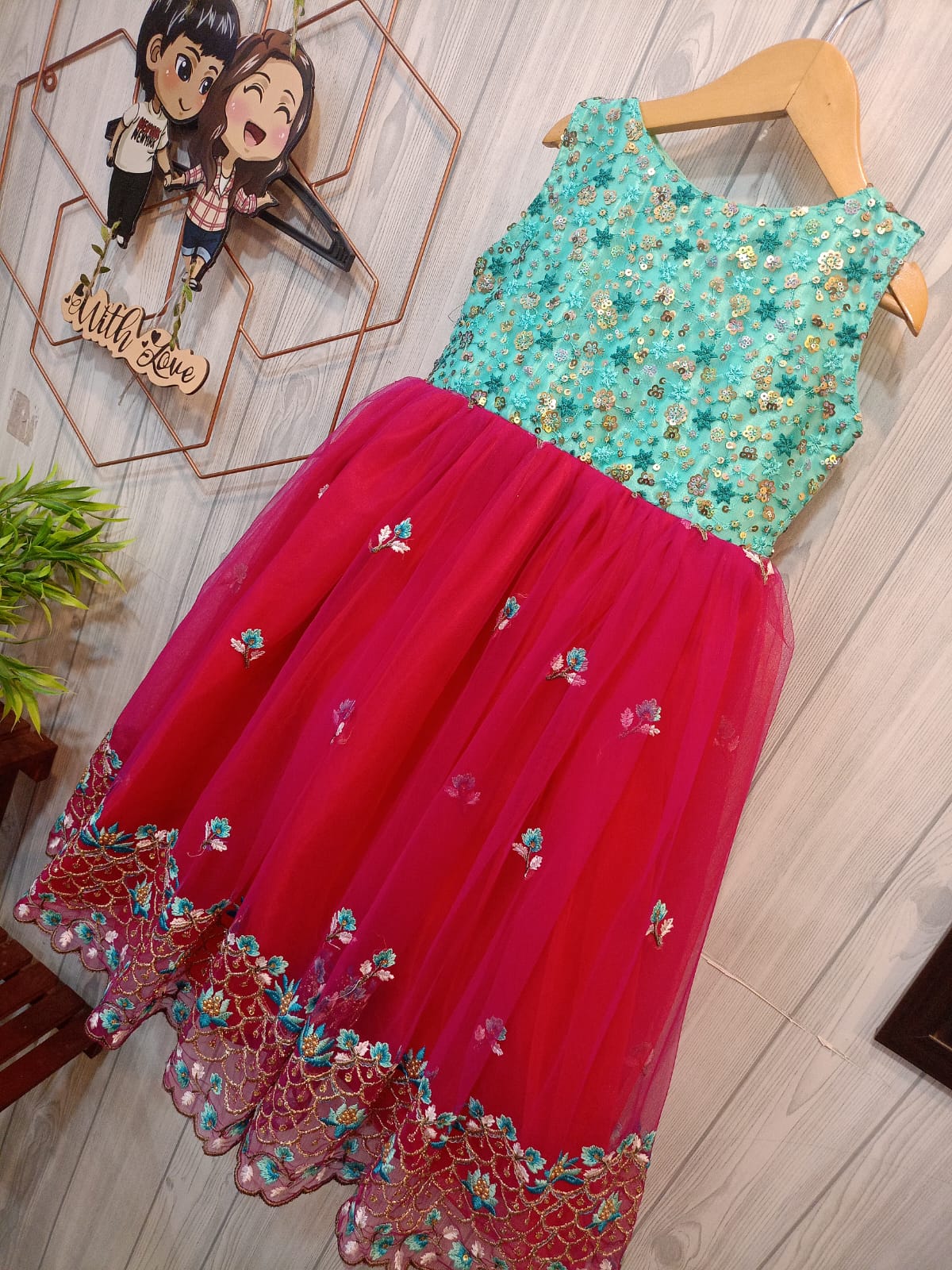 Elegant Banarasi Kids Ethnic Dress – Full-Length Frock for Weddings & Festivals