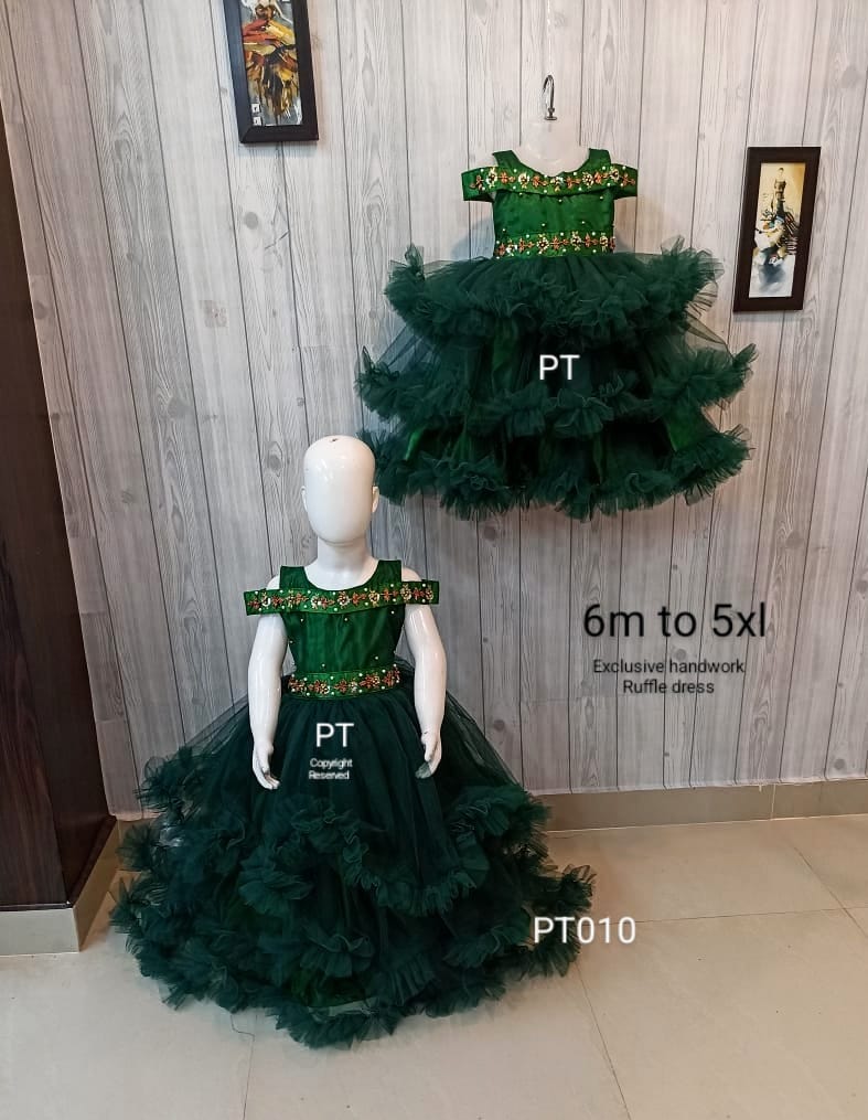 Elegantly Beautiful Ruffle Party Dress | mother daughter combo | Birthday Dress | Stunning Partywear Twining dress