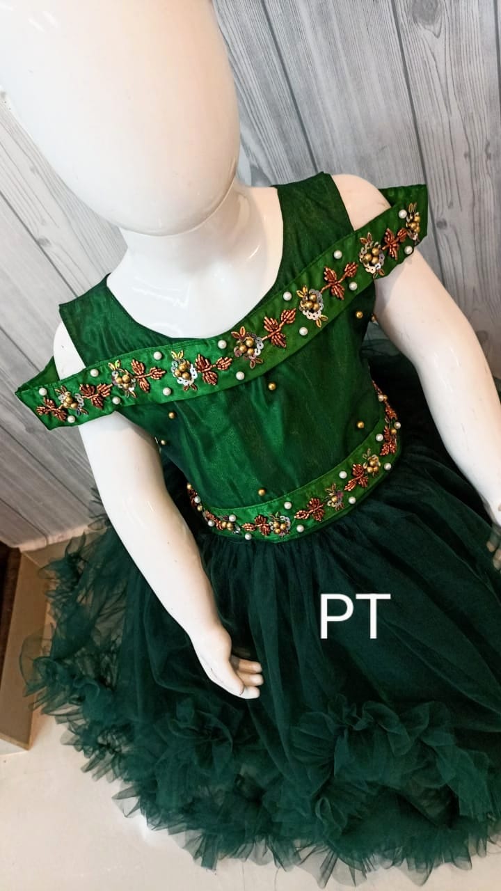 Elegantly Beautiful Ruffle Party Dress | mother daughter combo | Birthday Dress | Stunning Partywear Twining dress