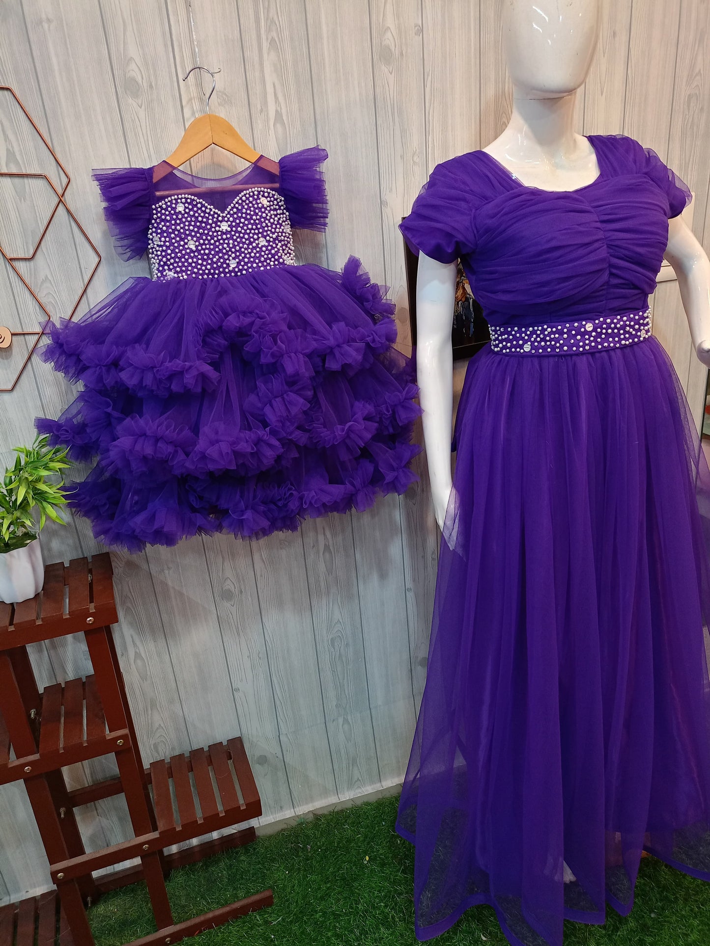 Superhit Bestselling mother daughter combo | π©βπ§ Mother Daughter Matching Frill Layered Dress β Celebrate in Style Together!