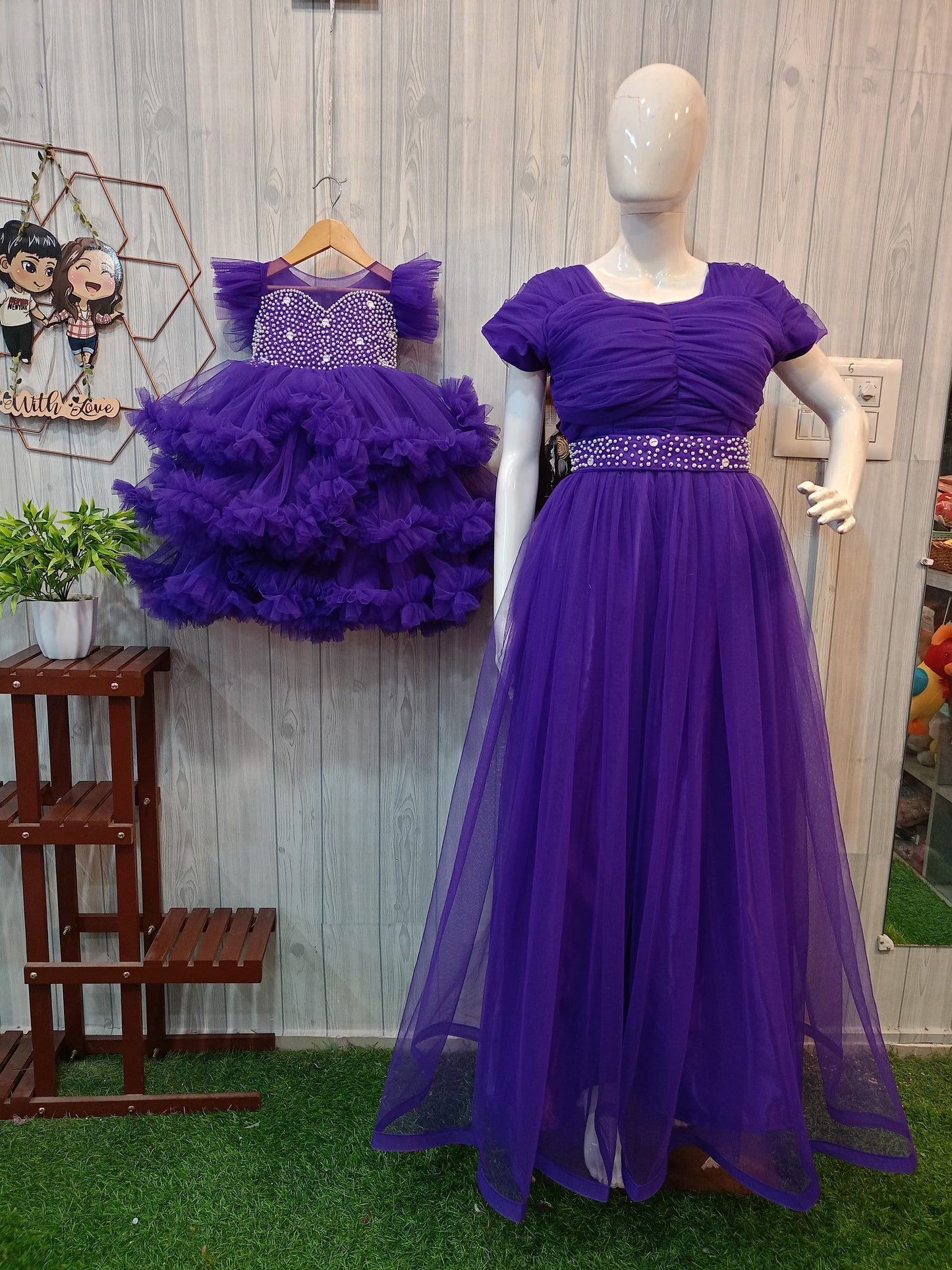 Superhit Bestselling mother daughter combo | π©βπ§ Mother Daughter Matching Frill Layered Dress β Celebrate in Style Together!
