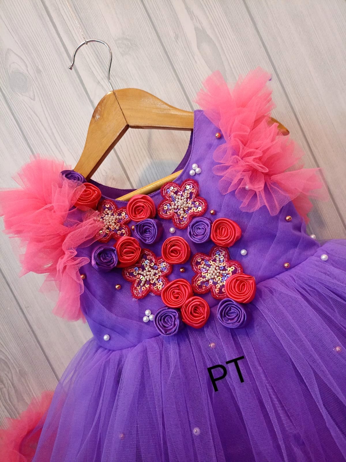 Most Loved Elegant Partywear Dress | Beautiful Flowers 💐 Dress | Birthday Dress | Amazing Partywear Dress❤️