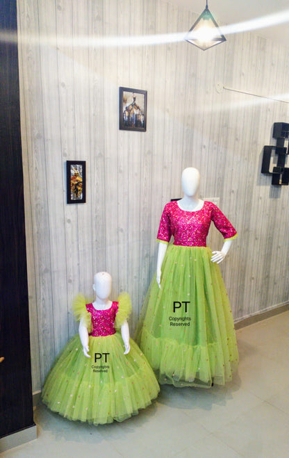 Beautiful and Stunning Mom Daughter dress | Partywear Dress for Mommy and Baby | Beautiful Twinning Dress